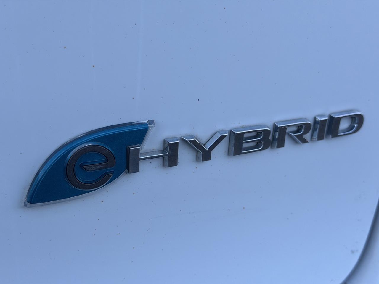 2017 Chrysler Pacifica Hybrid Plug in/Platinum Photo