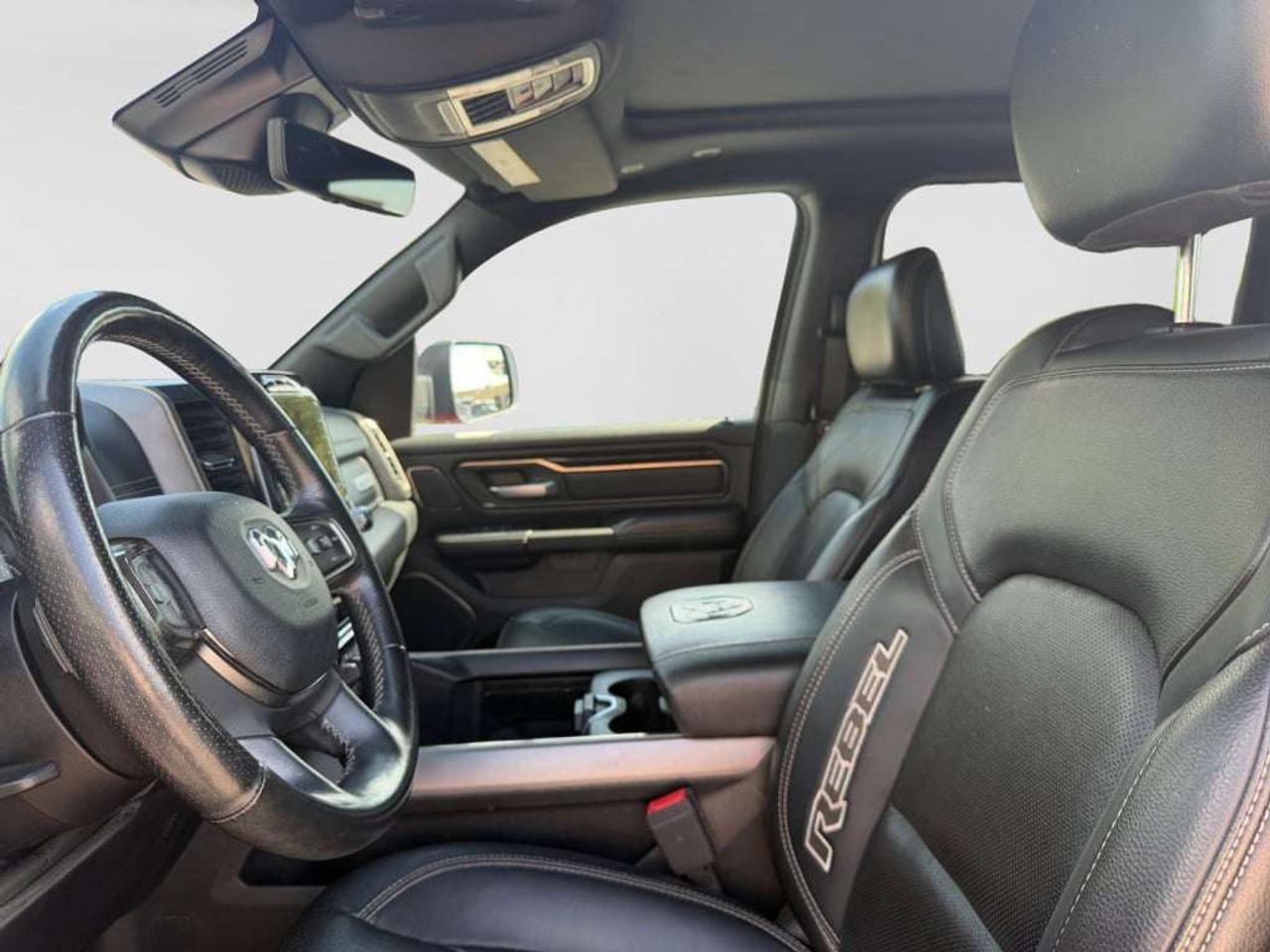 2021 RAM 1500 Rebel 4WD   5.7L HEMI V8! Photo