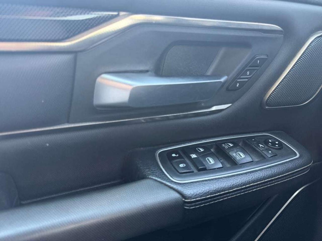 2021 RAM 1500 Rebel 4WD   5.7L HEMI V8! Photo