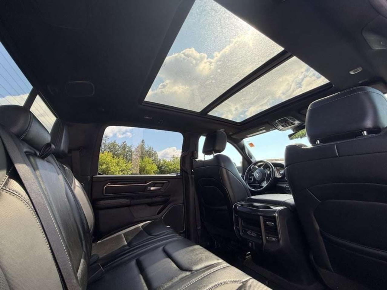 2021 RAM 1500 Rebel 4WD   5.7L HEMI V8! Photo