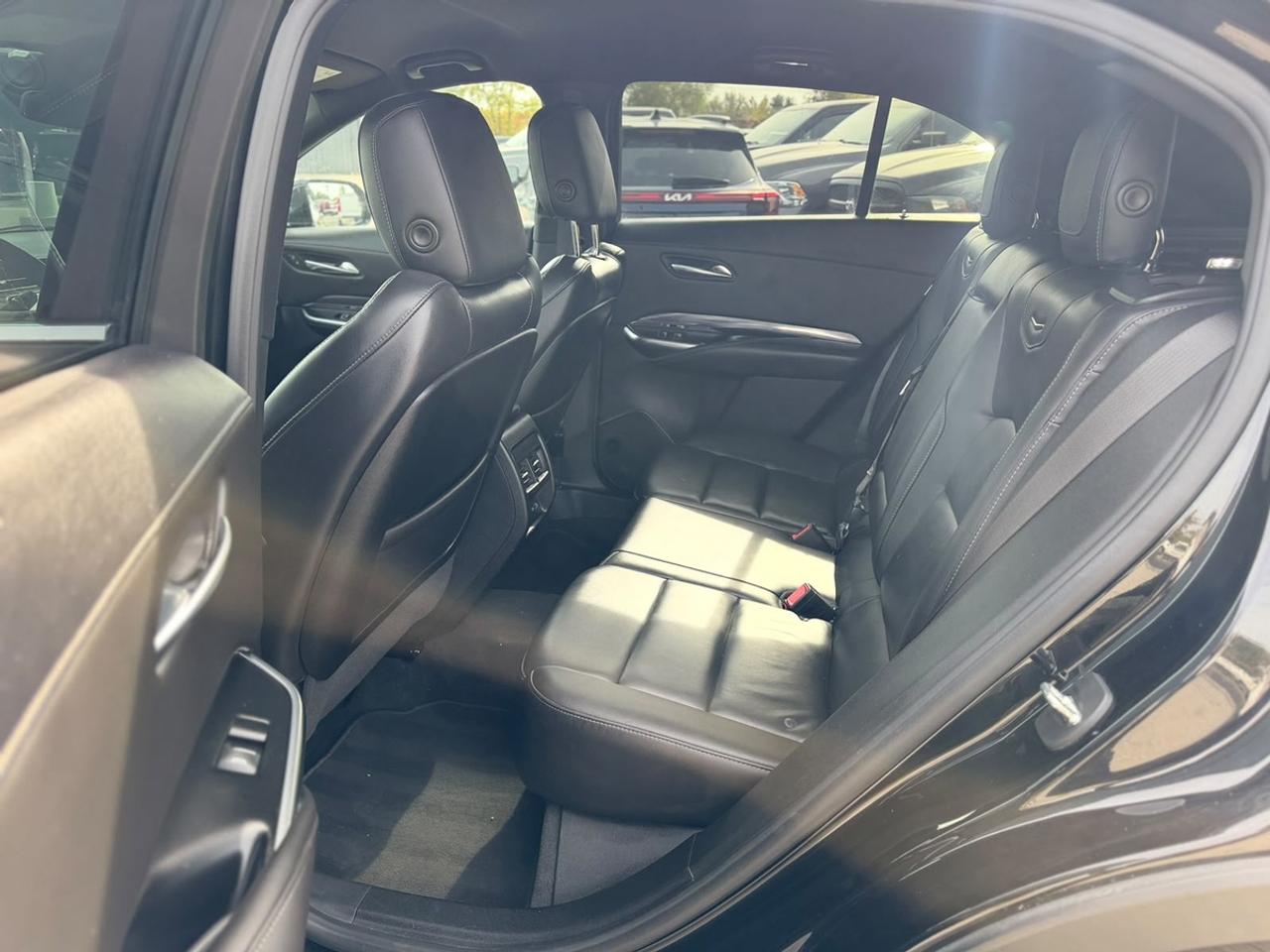 2021 Cadillac XT4 Luxury Photo
