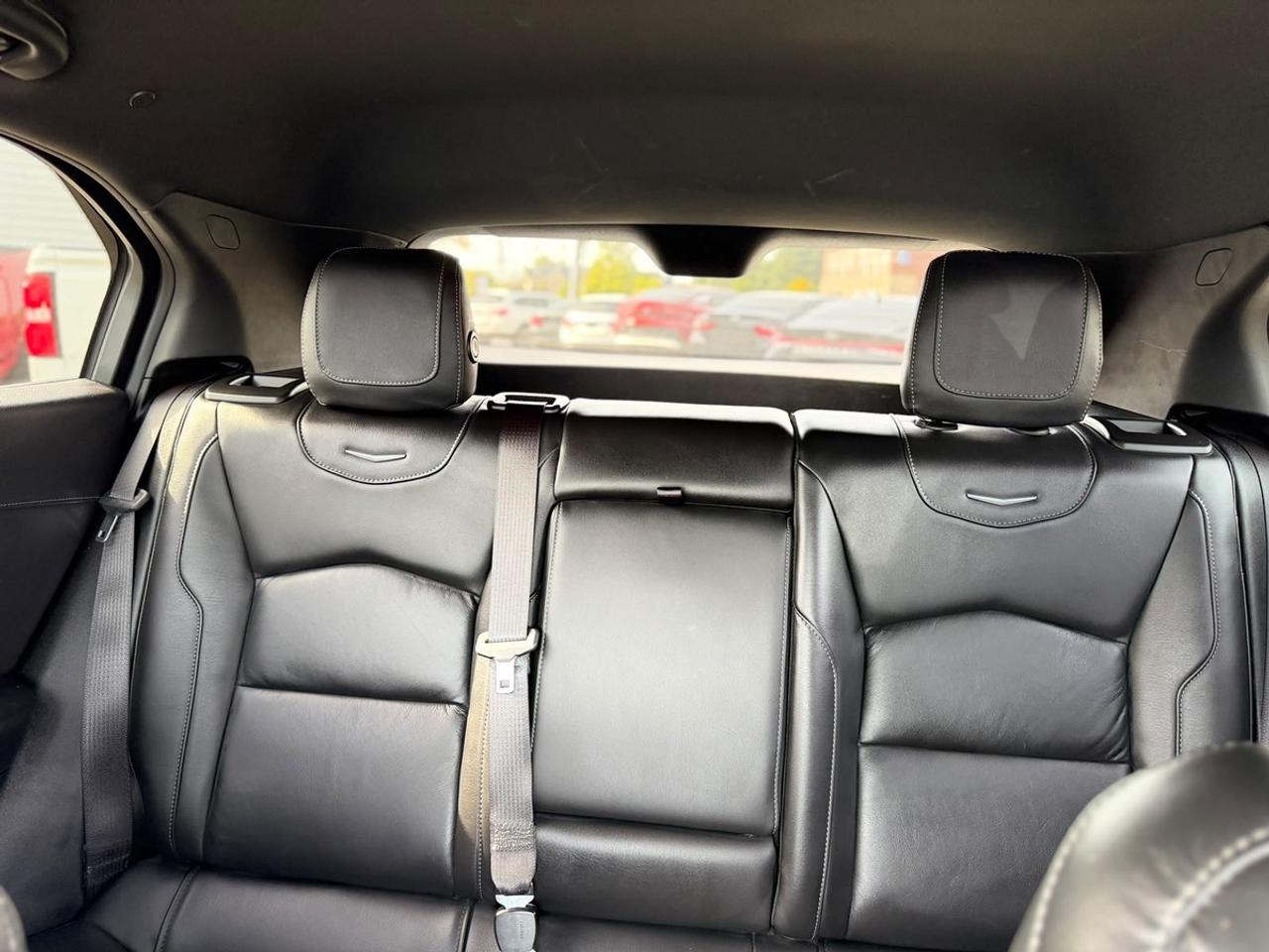 2021 Cadillac XT4 Luxury Photo