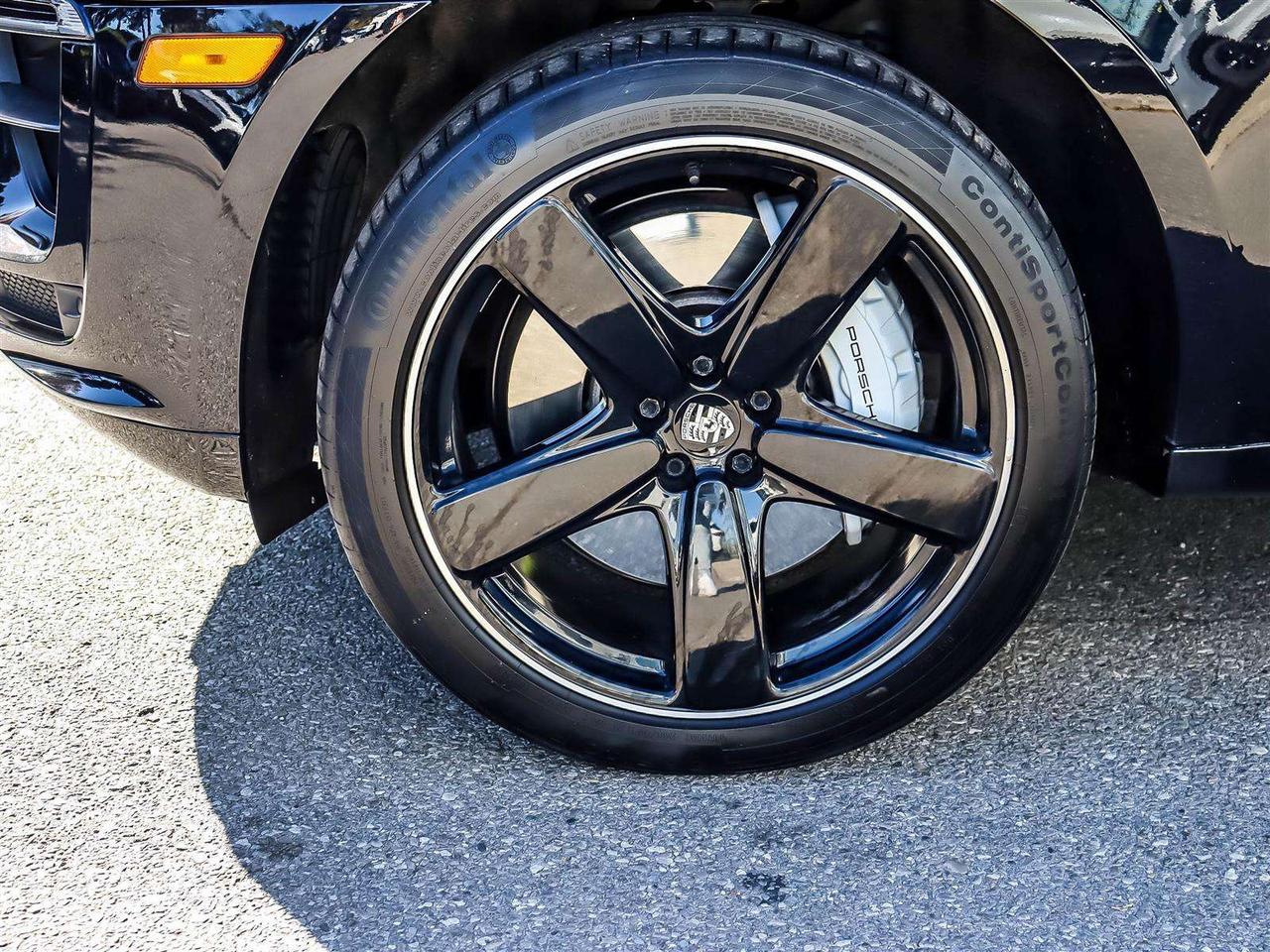 2020 Porsche Macan TURBO   BLACK ALLOYS   BOSE   BSW   PANO ROOF   NA Photo