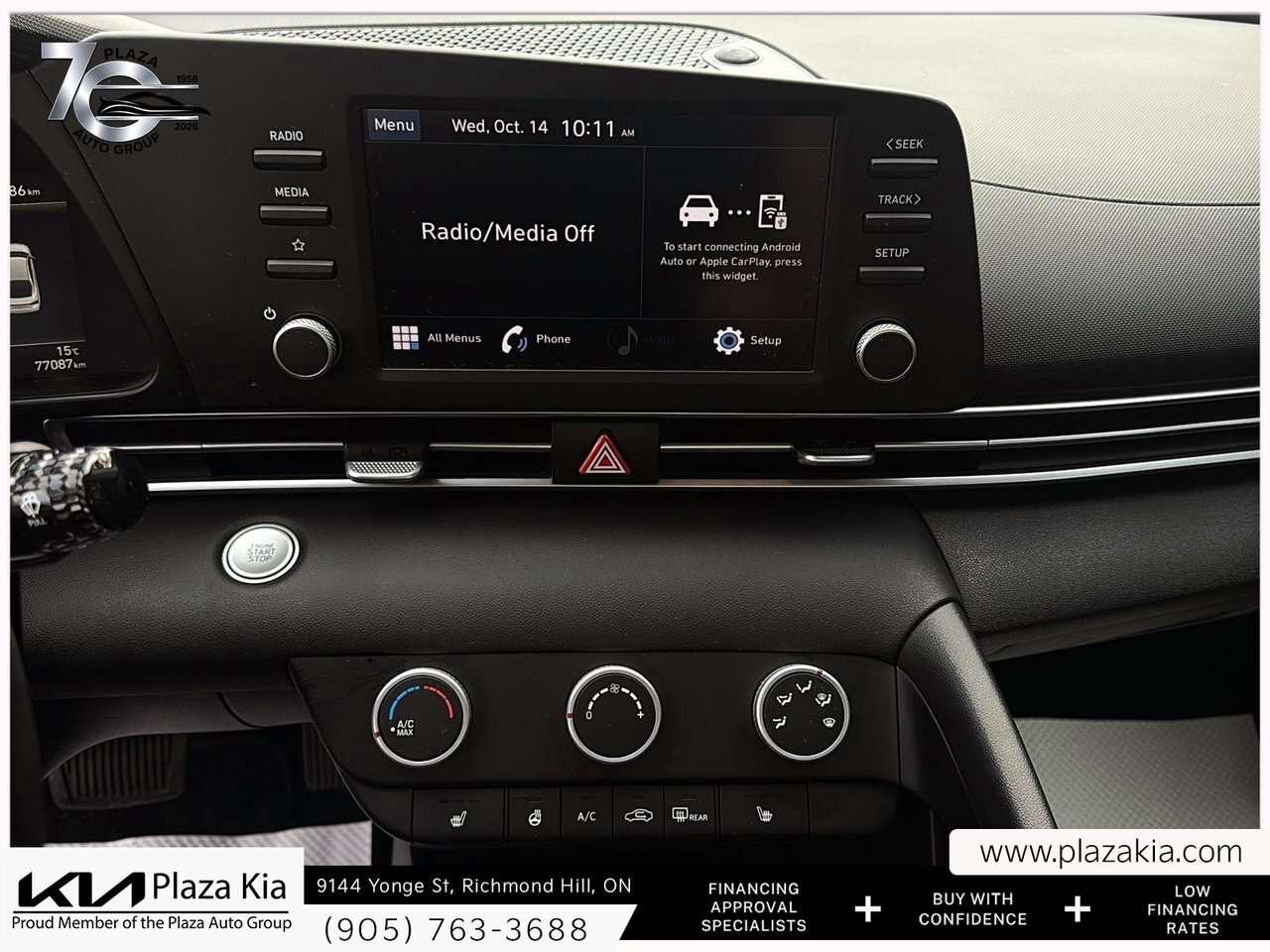 2023 Hyundai Elantra Preferred IVT Photo