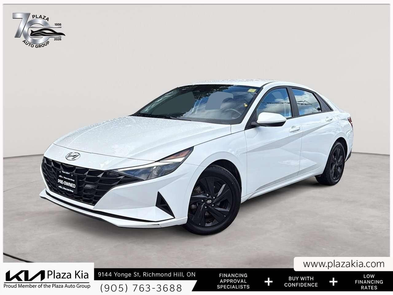 2023 Hyundai Elantra Preferred IVT Photo