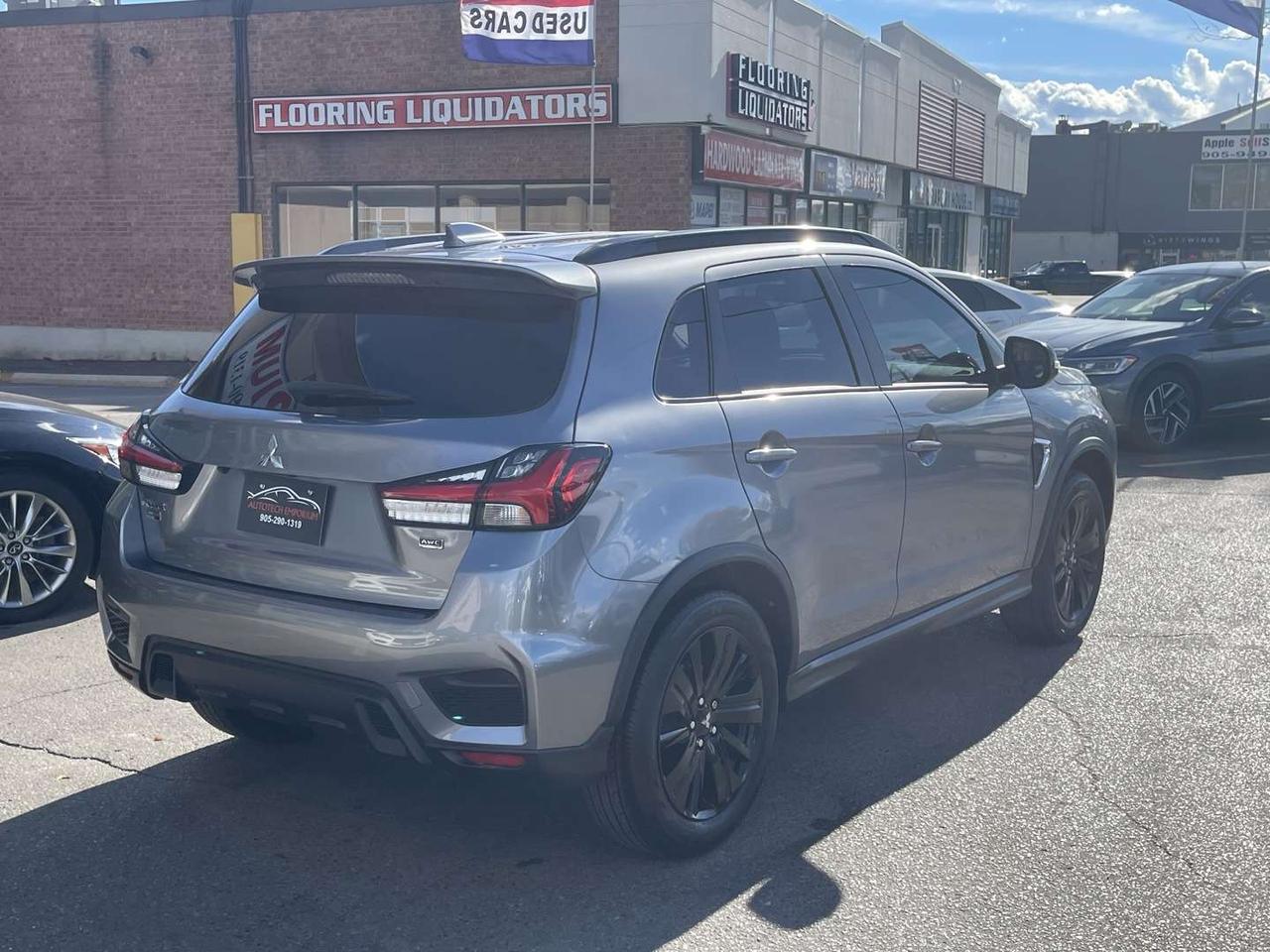 2023 Mitsubishi RVR SE AWC   Htd Steering   Htd Seats   Push Start Photo4