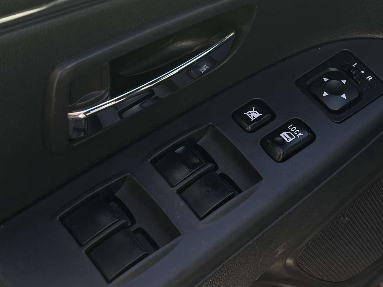 2023 Mitsubishi RVR SE AWC   Htd Steering   Htd Seats   Push Start Photo