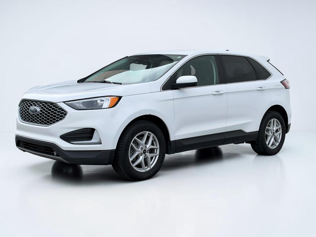 2023 Ford Edge SEL Photo