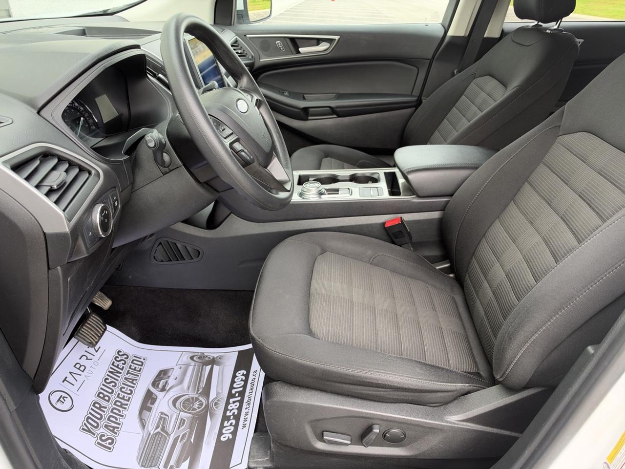 2023 Ford Edge SEL Photo