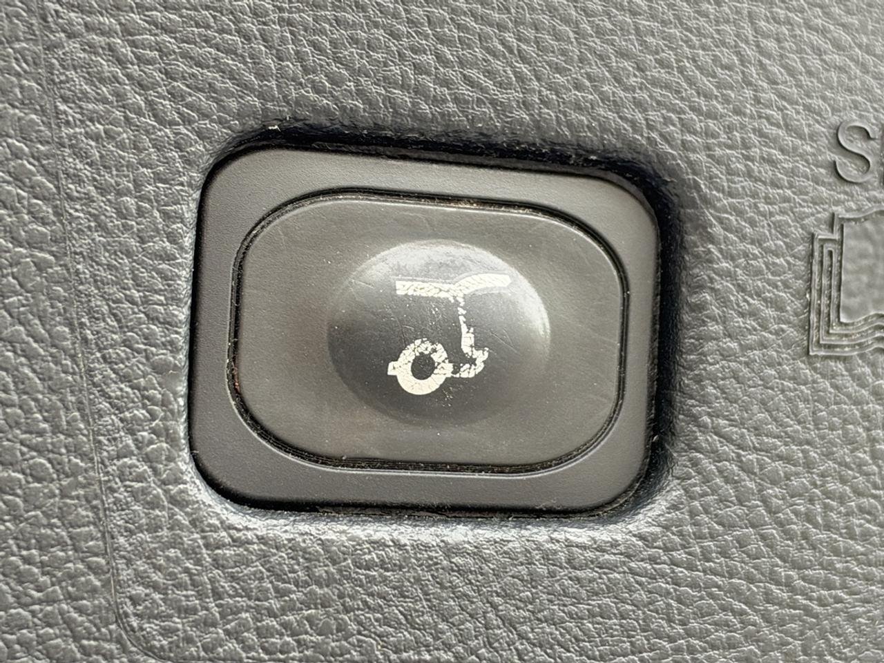 2023 Ford Edge SEL Photo