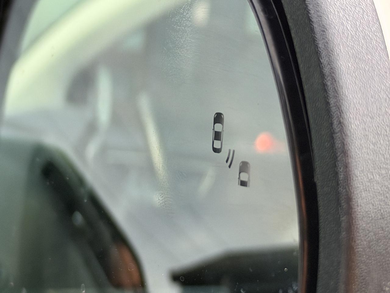 2023 Ford Edge SEL Photo