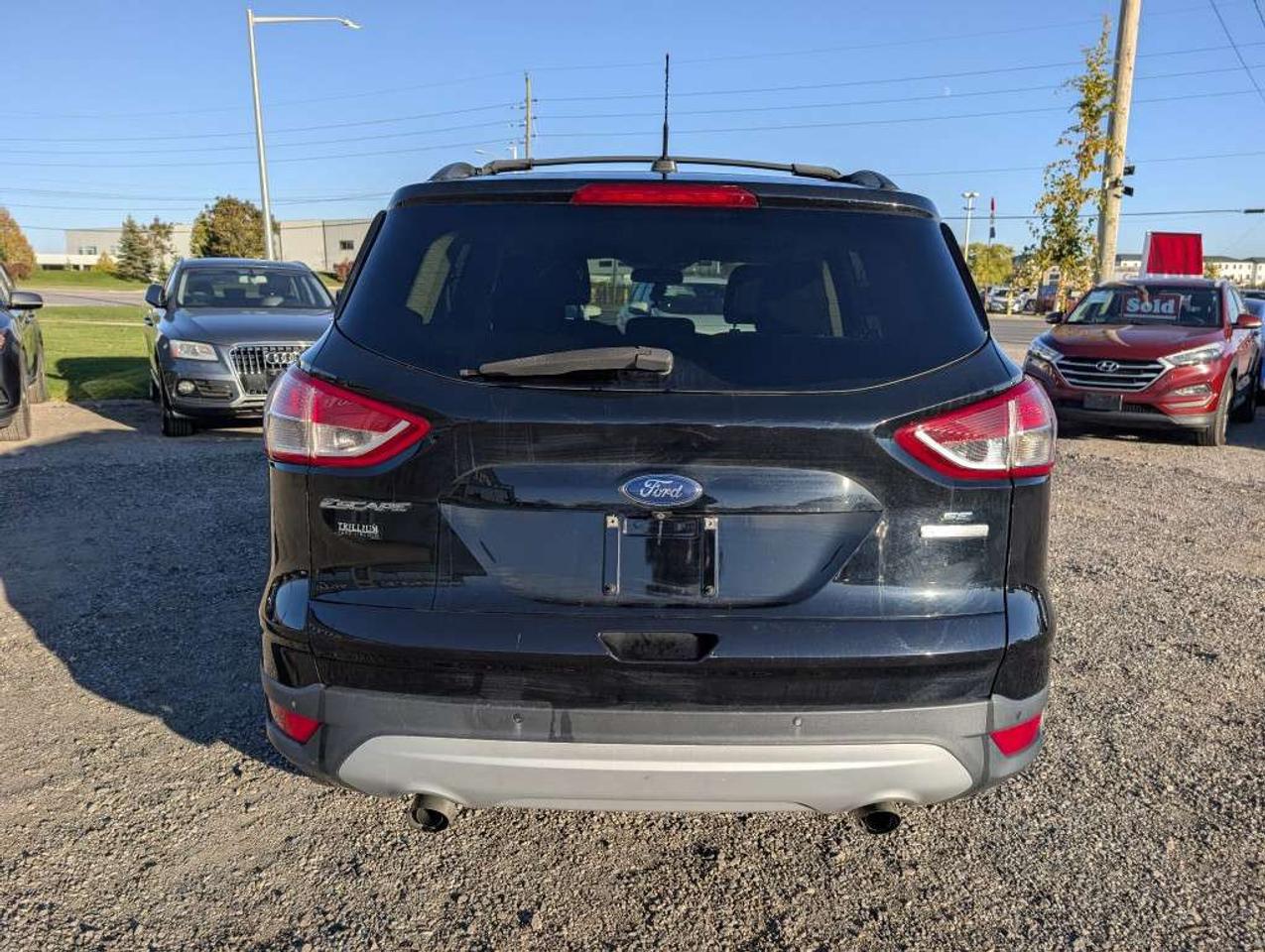 2016 Ford Escape SE   CAMERA   HTD SEATS   BLUETOOTH Photo