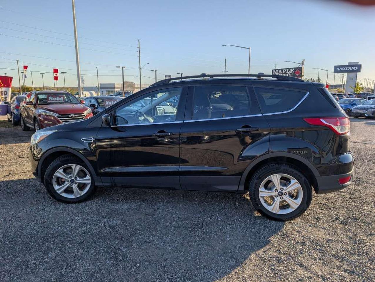 2016 Ford Escape SE   CAMERA   HTD SEATS   BLUETOOTH Photo