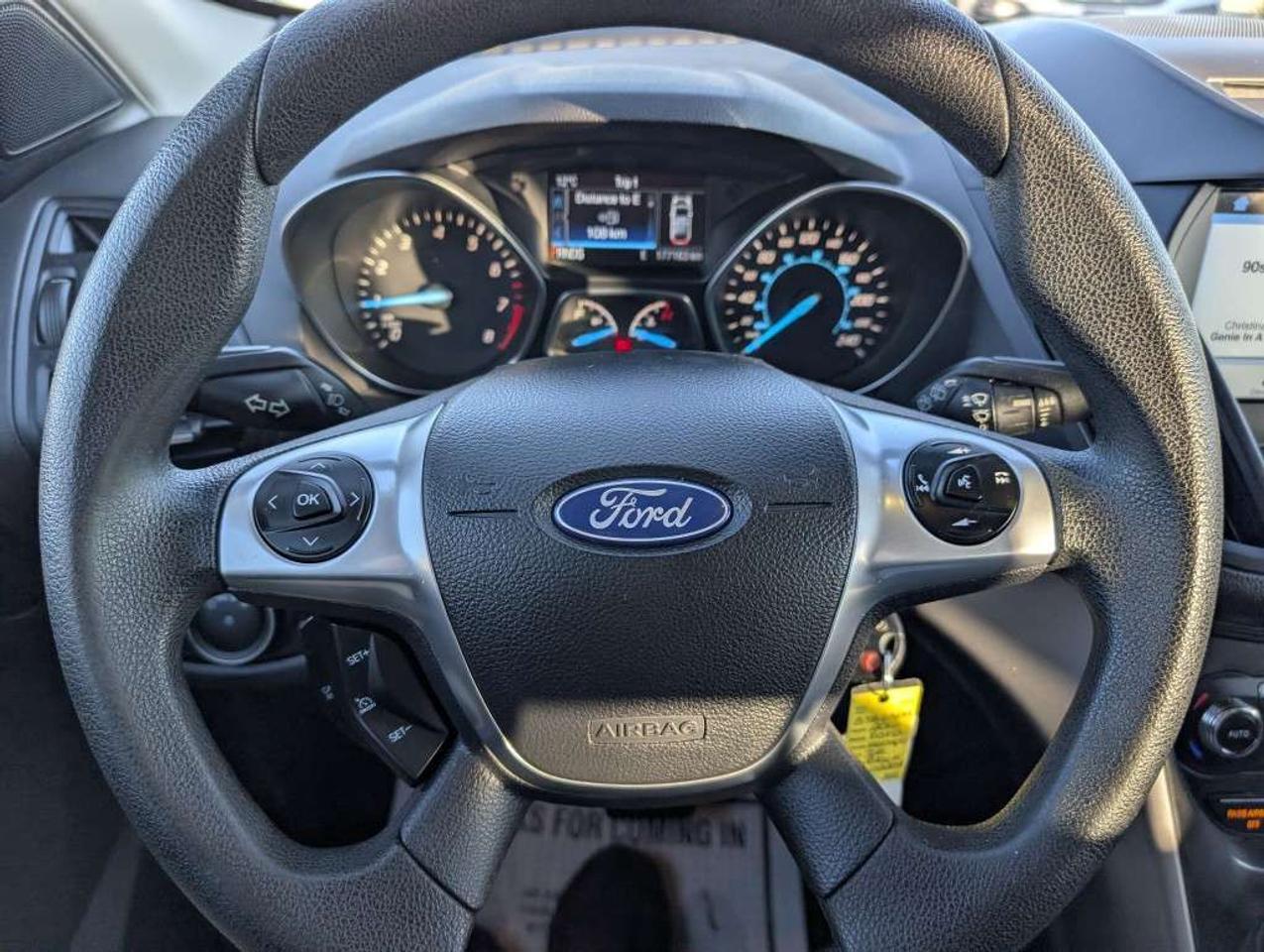 2016 Ford Escape SE   CAMERA   HTD SEATS   BLUETOOTH Photo