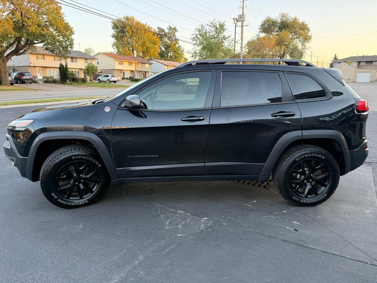 2015 Jeep Cherokee 4WD 4dr Trailhawk Photo