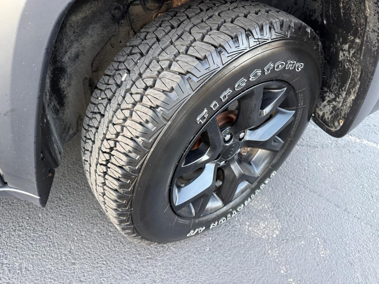 2015 Jeep Cherokee 4WD 4dr Trailhawk Photo