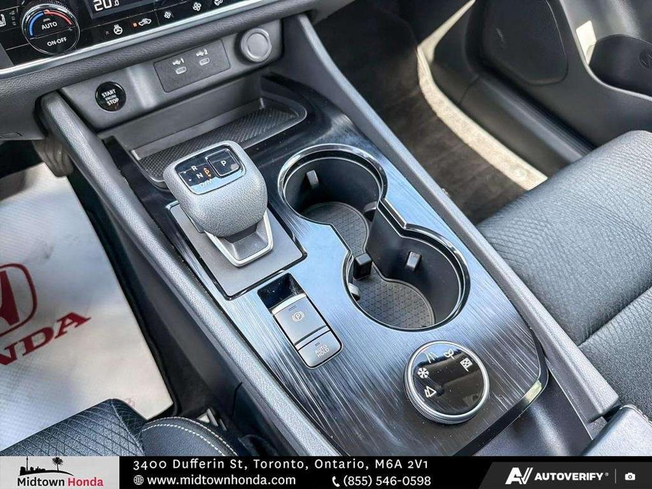 2024 Nissan Rogue AWD SV Moonroof Photo