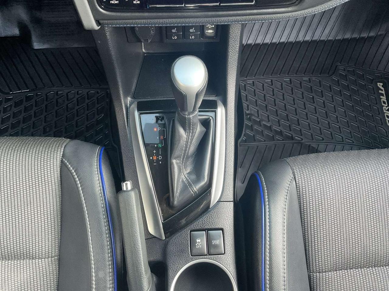 2019 Toyota Corolla SE - BACK-UP CAM! SAFETY SENSE! HEATED SEATS! Photo