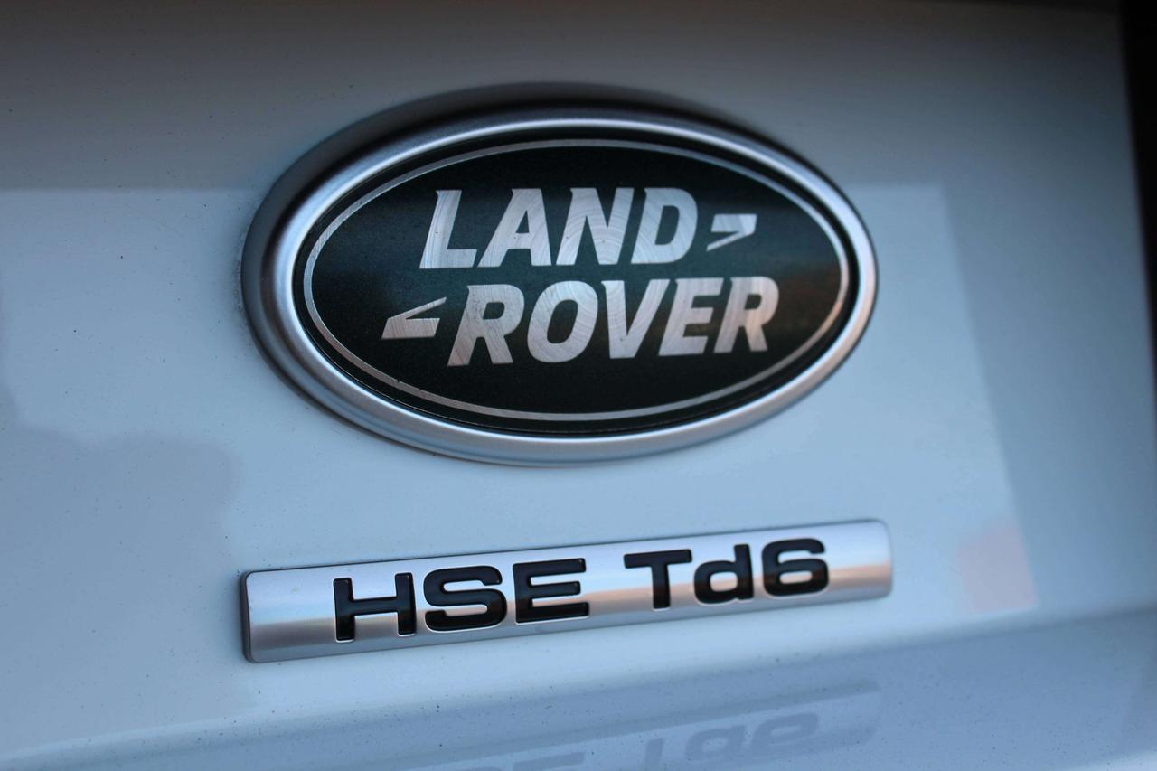 2018 Land Rover Discovery HSE - 7 PASSENGERS - 3.0L DIESEL Photo