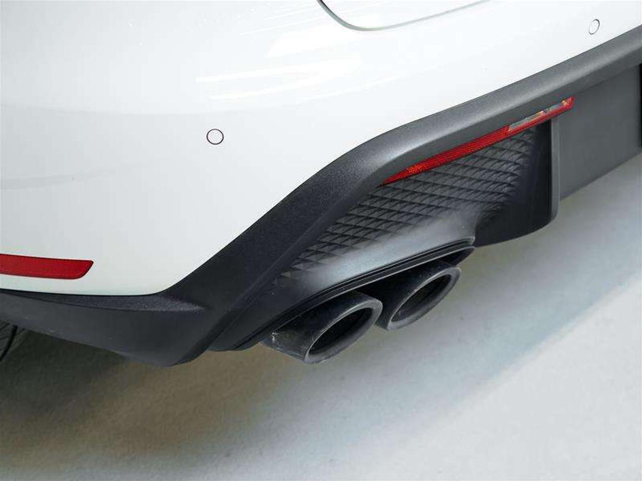 2024 Porsche Macan AWD Photo