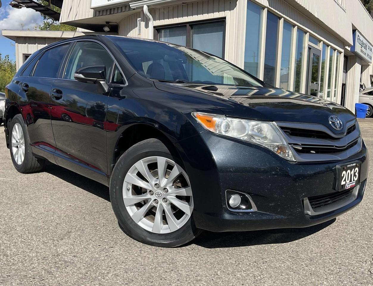 2013 Toyota Venza LE Premium Pkg - LEATHER! BACK-UP CAM! DUAL ROOF! BLUETOOTH! Photo0
