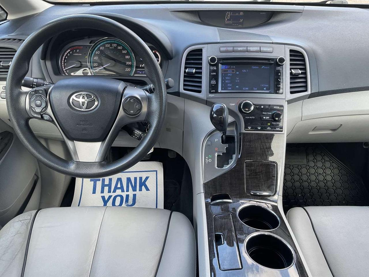 2013 Toyota Venza LE Premium Pkg - LEATHER! BACK-UP CAM! DUAL ROOF! BLUETOOTH! Photo