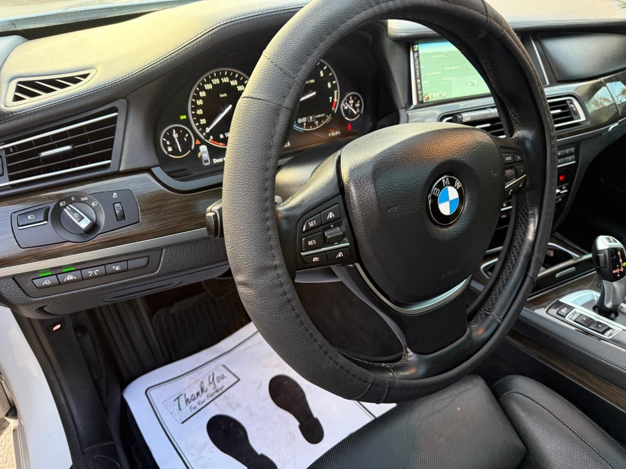 2014 BMW 7 Series 4dr Sdn 750Li xDrive AWD Photo