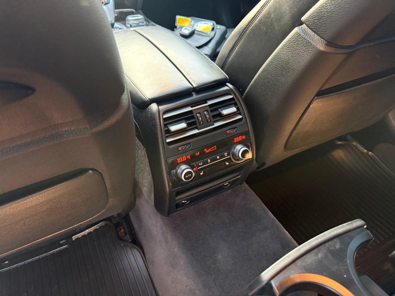 2014 BMW 7 Series 4dr Sdn 750Li xDrive AWD Photo