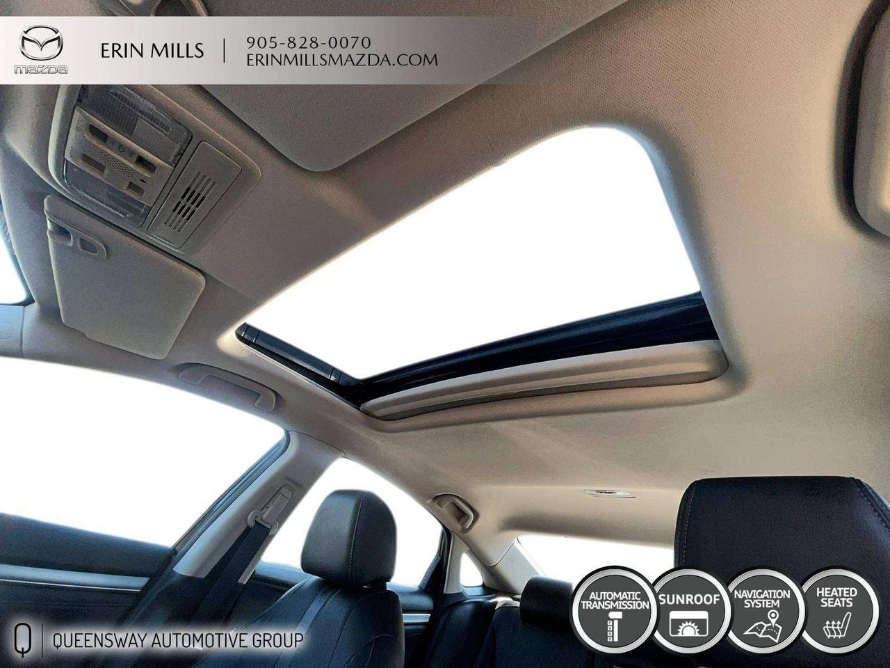 2016 Honda Civic Touring LOW KMS Photo