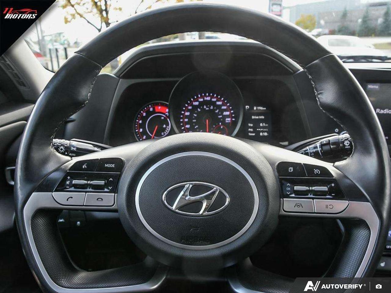 2022 Hyundai Elantra Preferred IVT w/Sun & Tech Package   CERTIFIED Photo