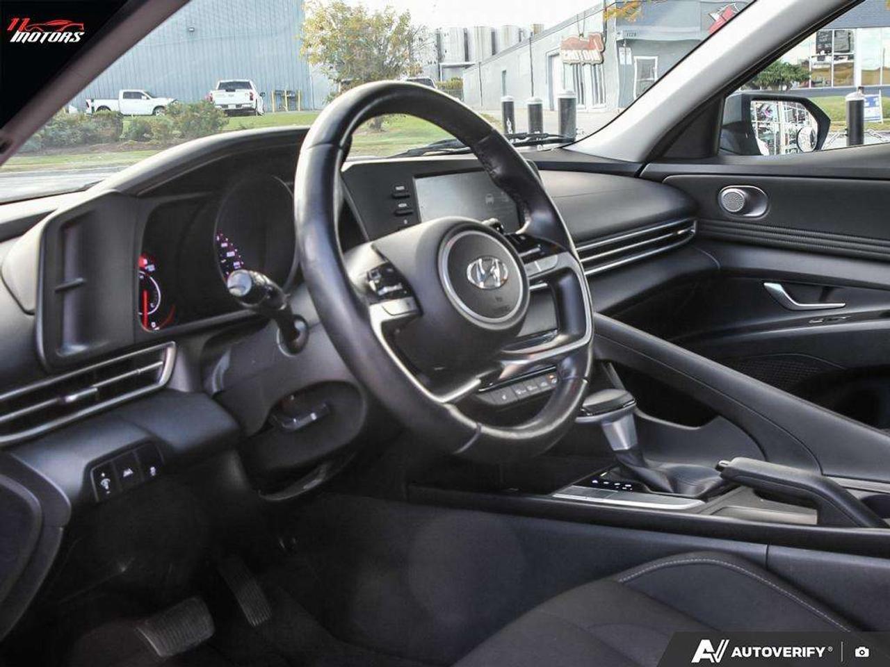 2022 Hyundai Elantra Preferred IVT w/Sun & Tech Package   CERTIFIED Photo