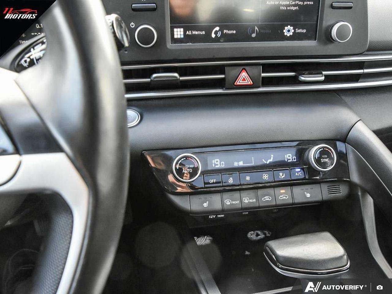 2022 Hyundai Elantra Preferred IVT w/Sun & Tech Package   CERTIFIED Photo