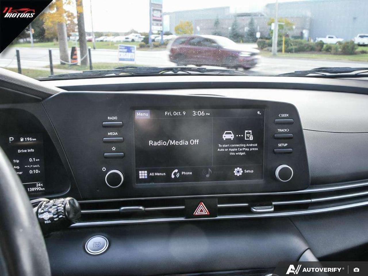 2022 Hyundai Elantra Preferred IVT w/Sun & Tech Package   CERTIFIED Photo