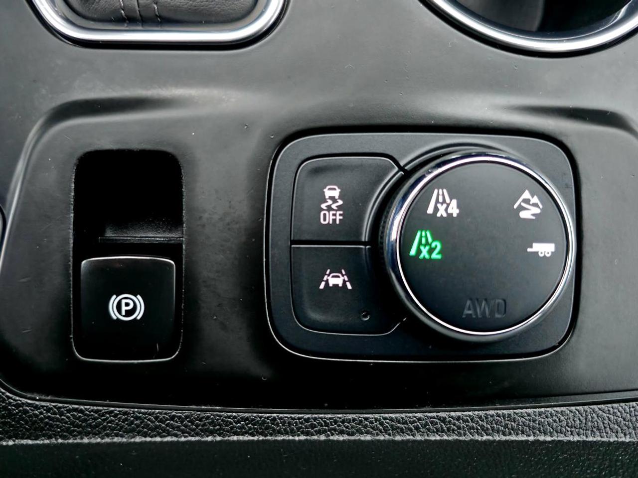 2020 Chevrolet Traverse LT tissu 4 portes TI avec 1LT Photo