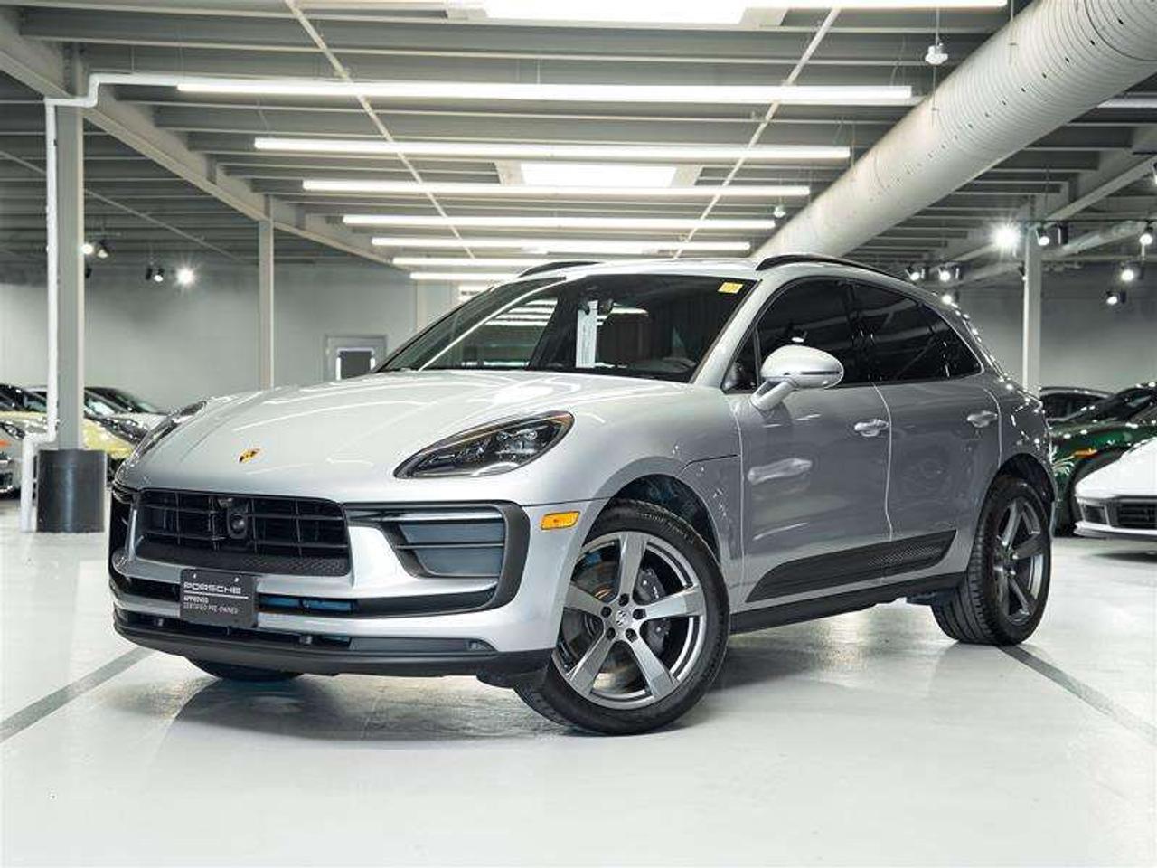 2024 Porsche Macan AWD Photo