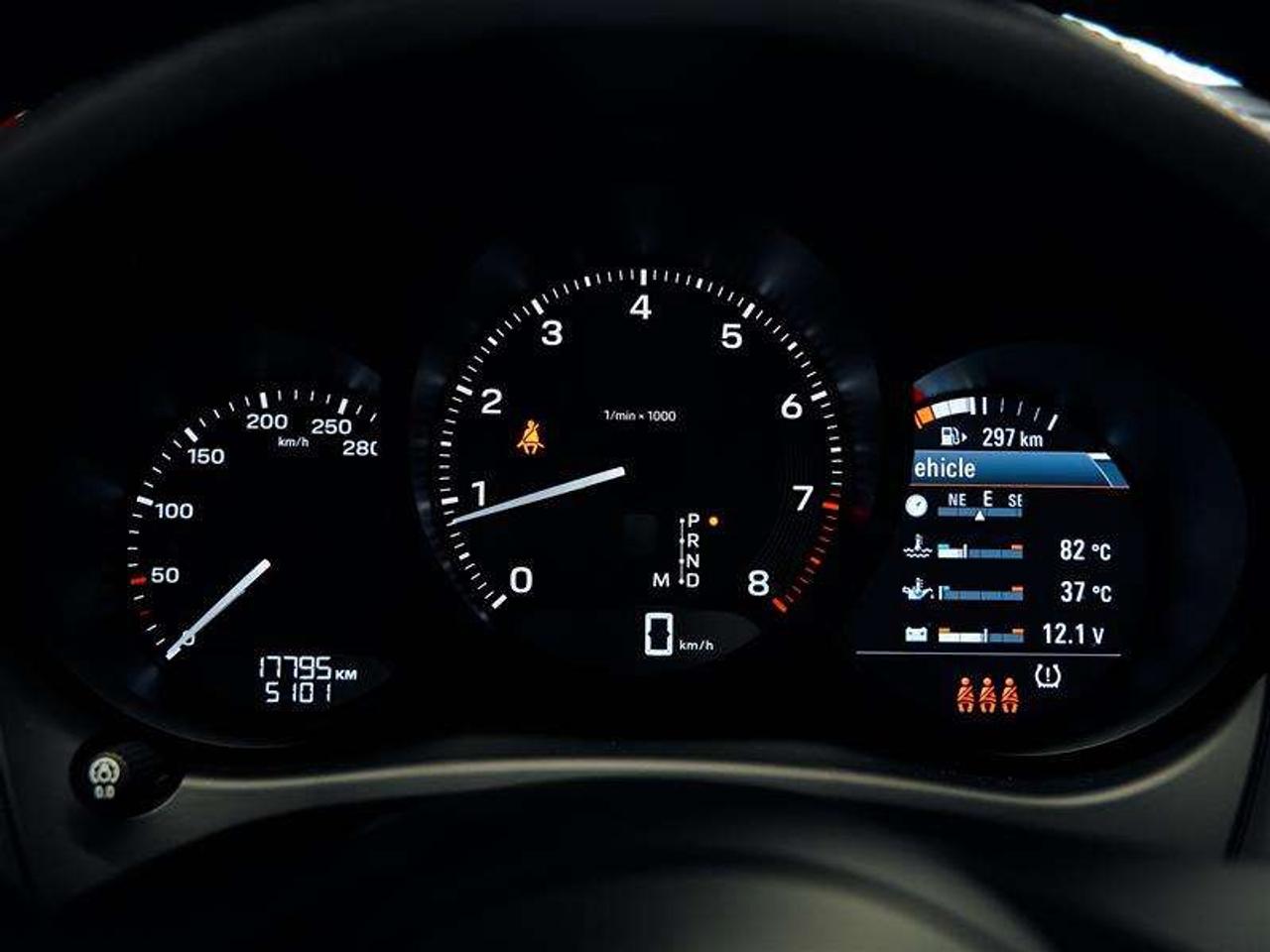 2024 Porsche Macan AWD Photo