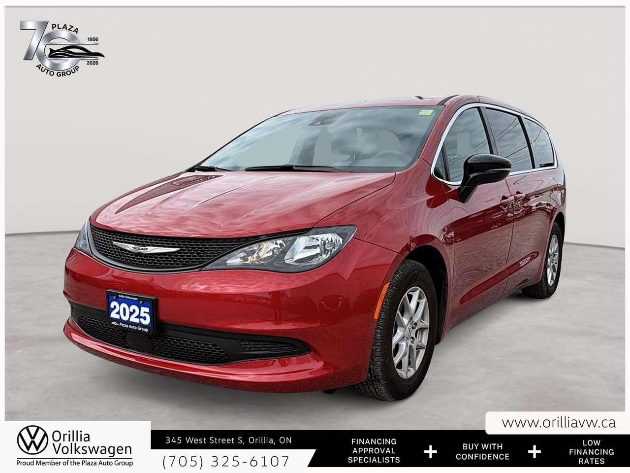 2025 Chrysler Grand Caravan SXT Power Sliding Doors   3-Row Seating   Adaptive Cruise / Photo