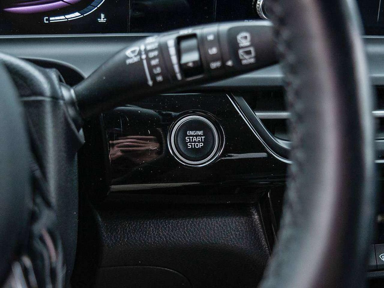 2024 Kia Seltos EX   Apple CarPlay   Backup Camera   Heated Seats Photo