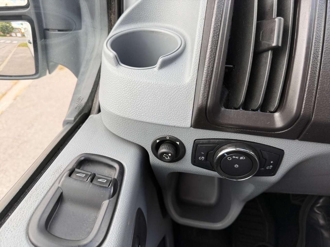 2019 Ford Transit T-250 130 Low Rf 9000 GVWR Sliding RH Dr * NO ACCIDENTS / SHELVES / Photo