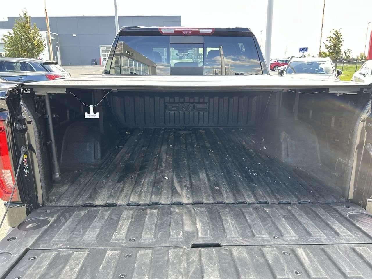2025 GMC Sierra 1500 Crew Cab Short Box 4-Wheel Drive Denali Ultimate   Clean Accident-Free History Photo