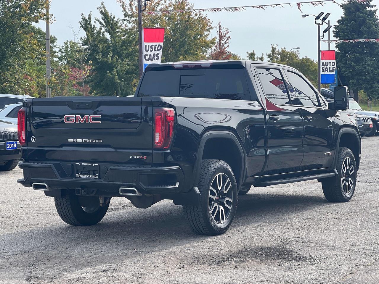 2025 GMC Sierra 1500 AT4 Photo