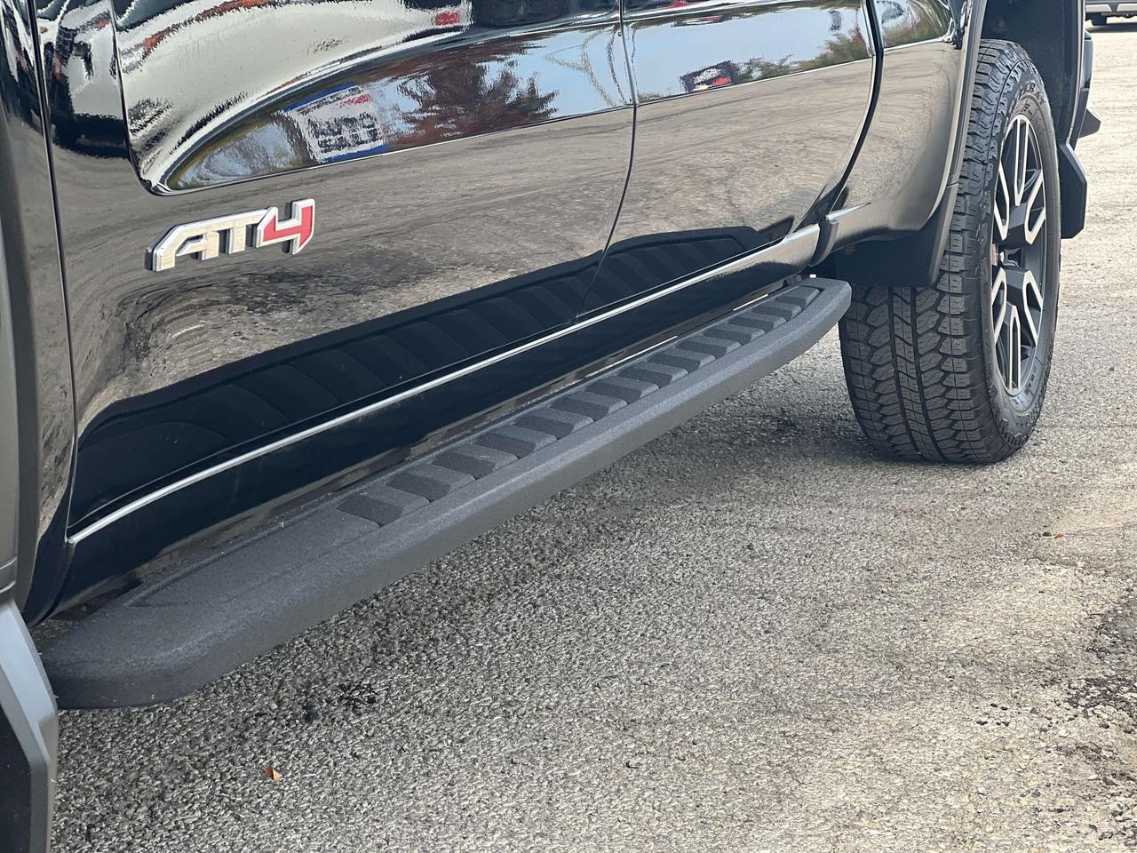 2025 GMC Sierra 1500 AT4 Photo