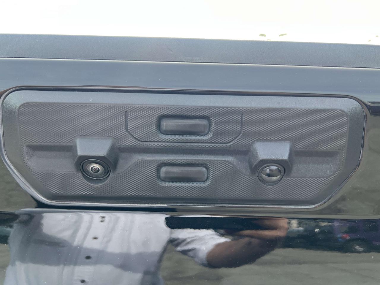2025 GMC Sierra 1500 AT4 Photo
