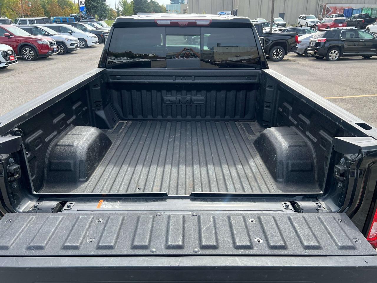 2025 GMC Sierra 1500 AT4 Photo