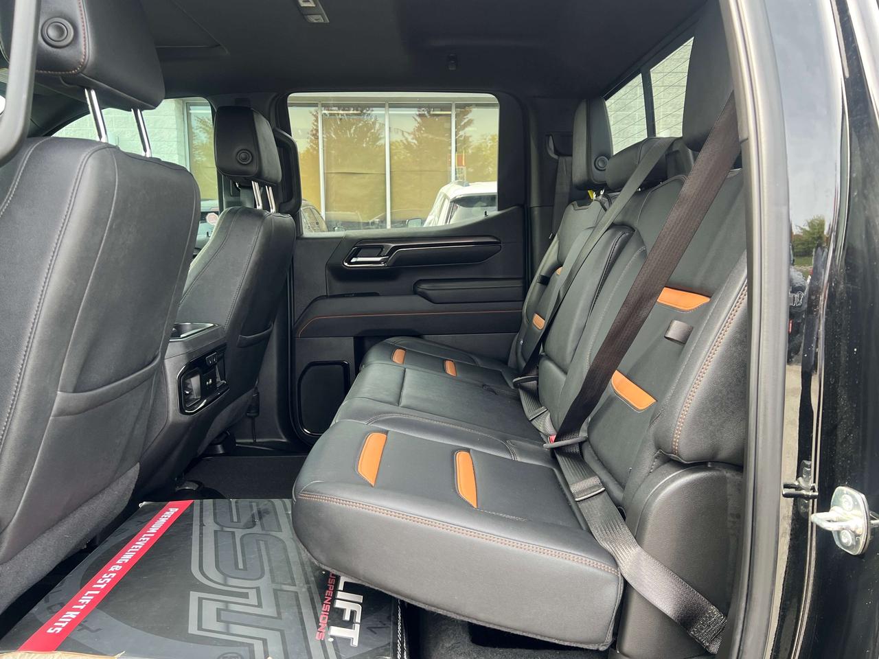 2025 GMC Sierra 1500 AT4 Photo