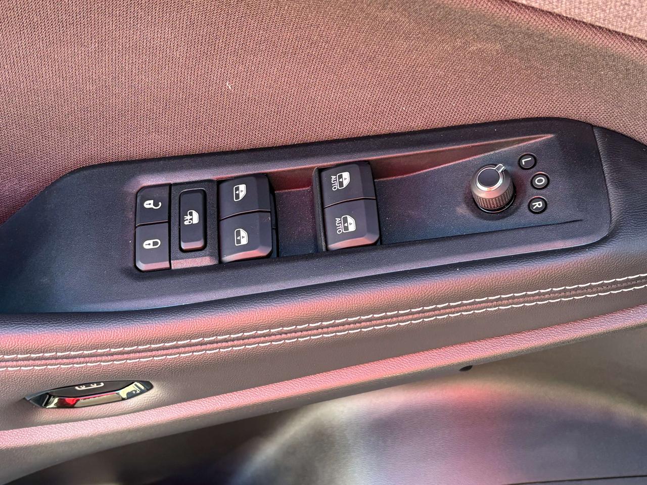 2026 Jeep Cherokee Hybrid Laredo 4x4   Heated Seats & Steering Wheel Photo