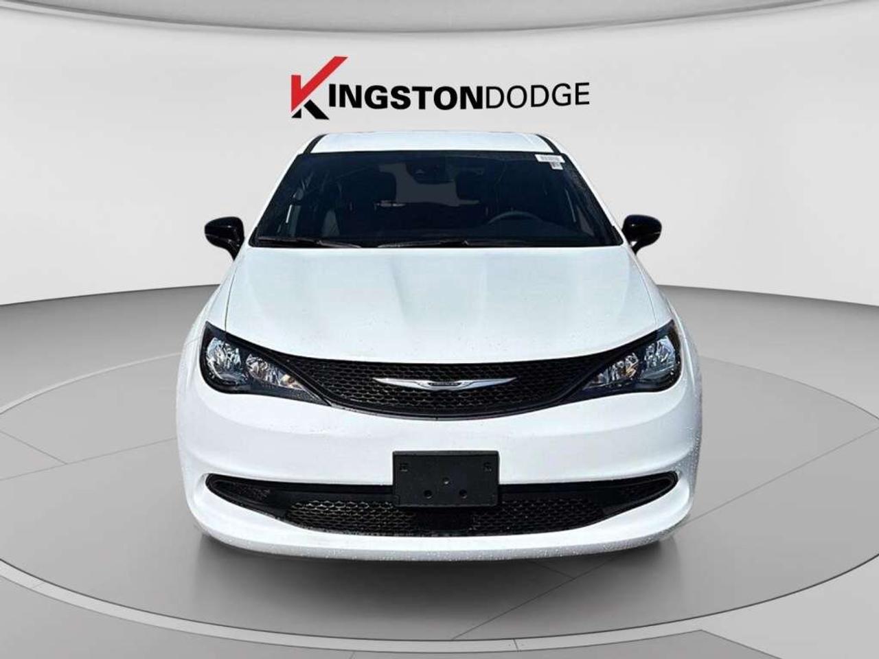 2025 Chrysler Grand Caravan SXT   Service Loaner Photo