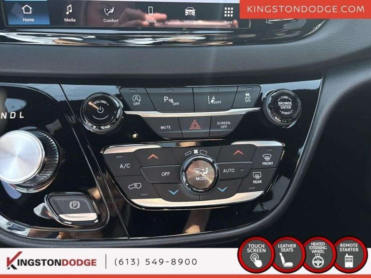 2025 Chrysler Grand Caravan SXT   Service Loaner Photo