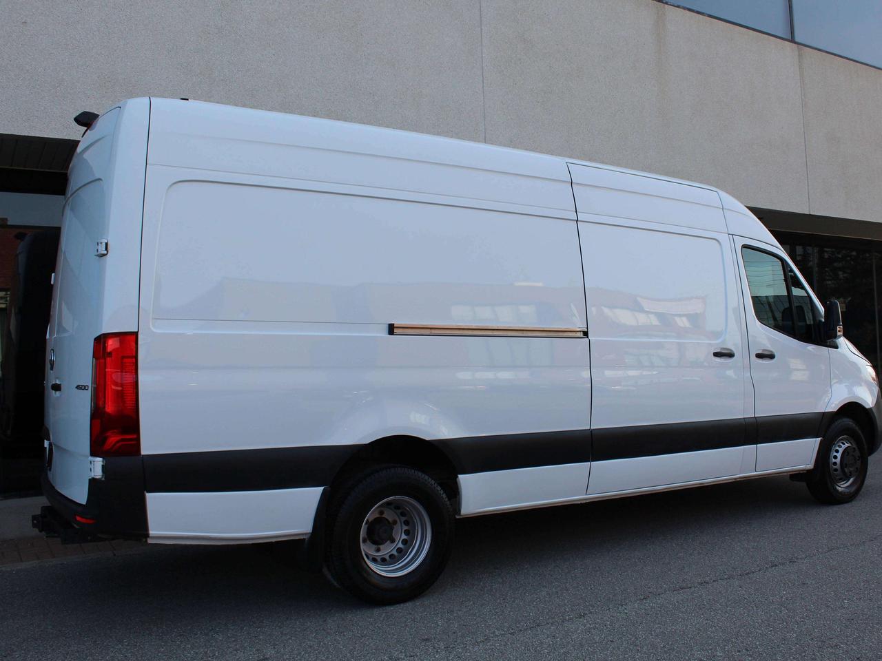 2024 Mercedes-Benz Sprinter 3500 4500 - "HEAVY DUTY" - 170" FULL SIZE - TOW PKG Photo0
