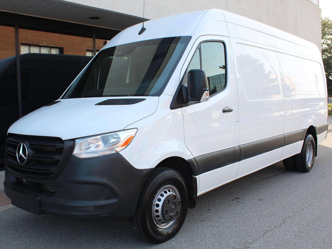 2024 Mercedes-Benz Sprinter 3500 4500 - "HEAVY DUTY" - 170" FULL SIZE - TOW PKG Photo